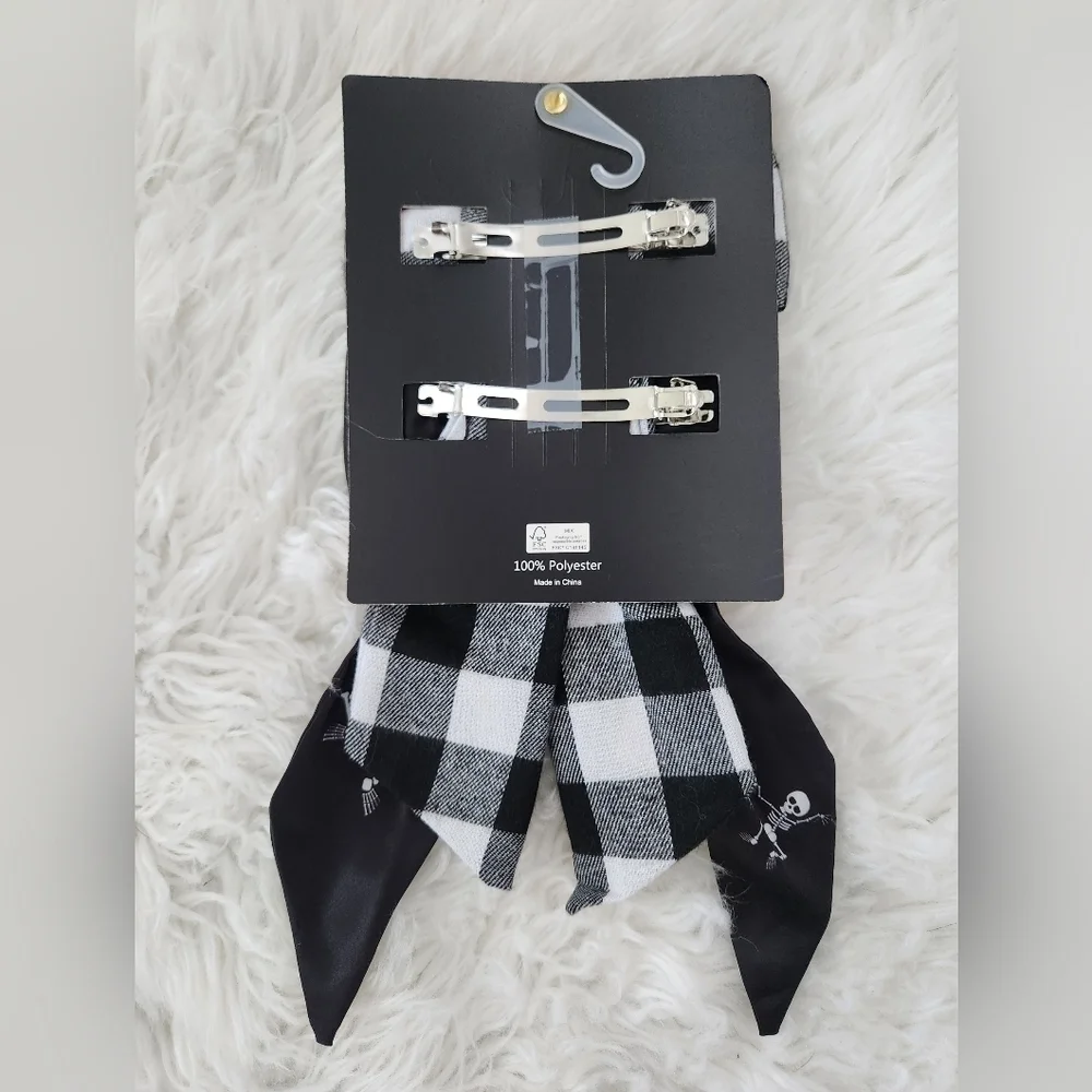 Piper K Halloween Bow Set. Plaid, Skeletons. New.